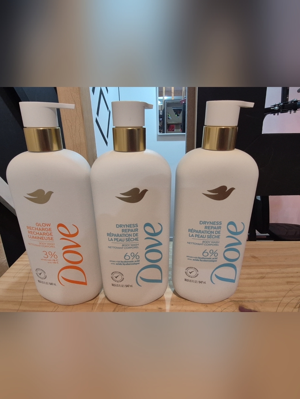 (2) Dove Dryness Repair & (1) Glow Recharge Body Wash With Hyaluronic Acid Vit C